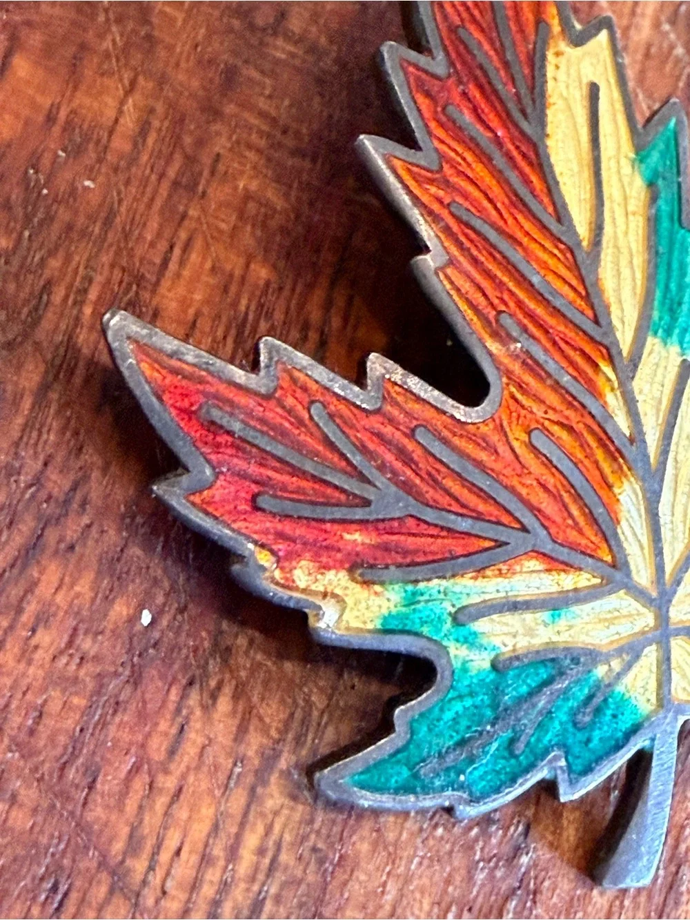 1950s Amco Sterling Silver Gullioche Enamel Maple Leaf Brooch Women’s Colorful